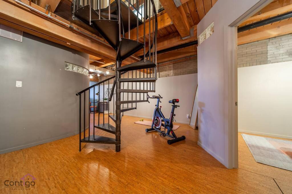 Historic Jd Loft, Near Ice District, Rogers Place, Ug Parking Эдмонтон Экстерьер фото
