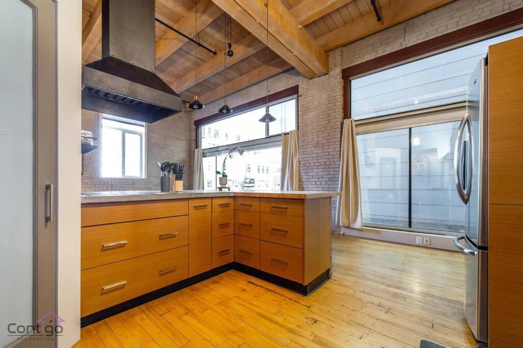Historic Jd Loft, Near Ice District, Rogers Place, Ug Parking Эдмонтон Экстерьер фото