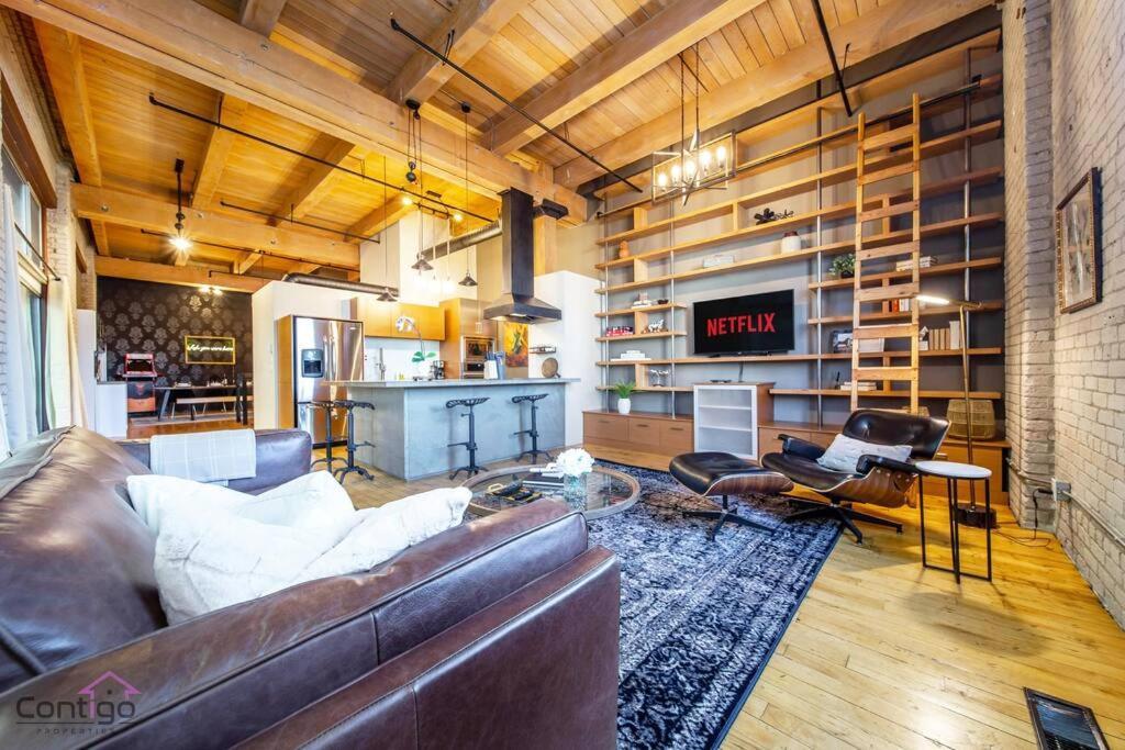 Historic Jd Loft, Near Ice District, Rogers Place, Ug Parking Эдмонтон Экстерьер фото