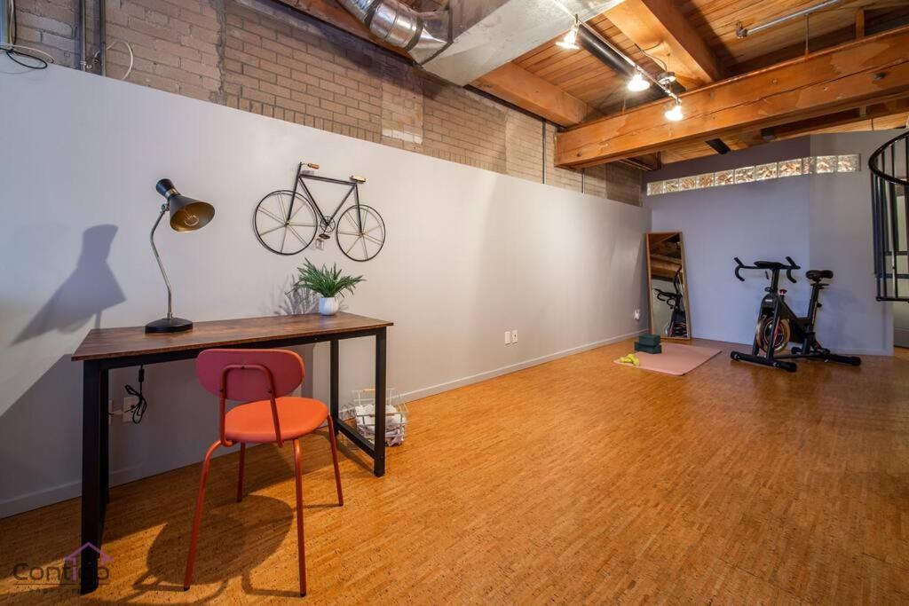 Historic Jd Loft, Near Ice District, Rogers Place, Ug Parking Эдмонтон Экстерьер фото