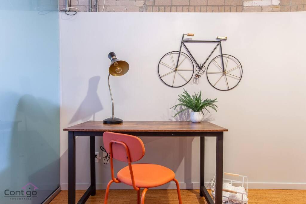 Historic Jd Loft, Near Ice District, Rogers Place, Ug Parking Эдмонтон Экстерьер фото