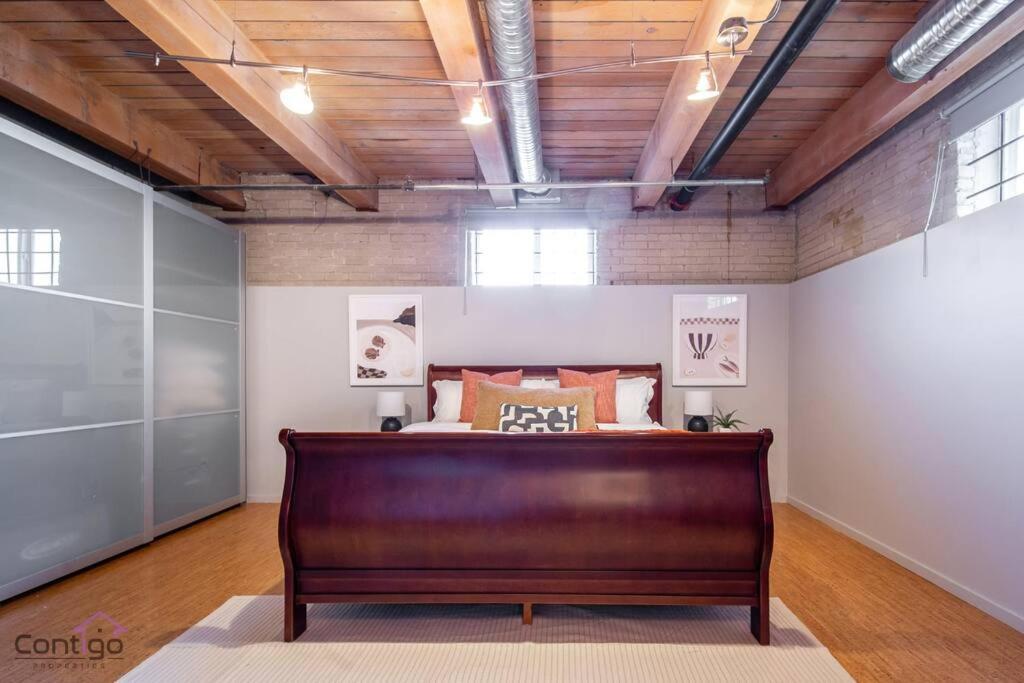 Historic Jd Loft, Near Ice District, Rogers Place, Ug Parking Эдмонтон Экстерьер фото
